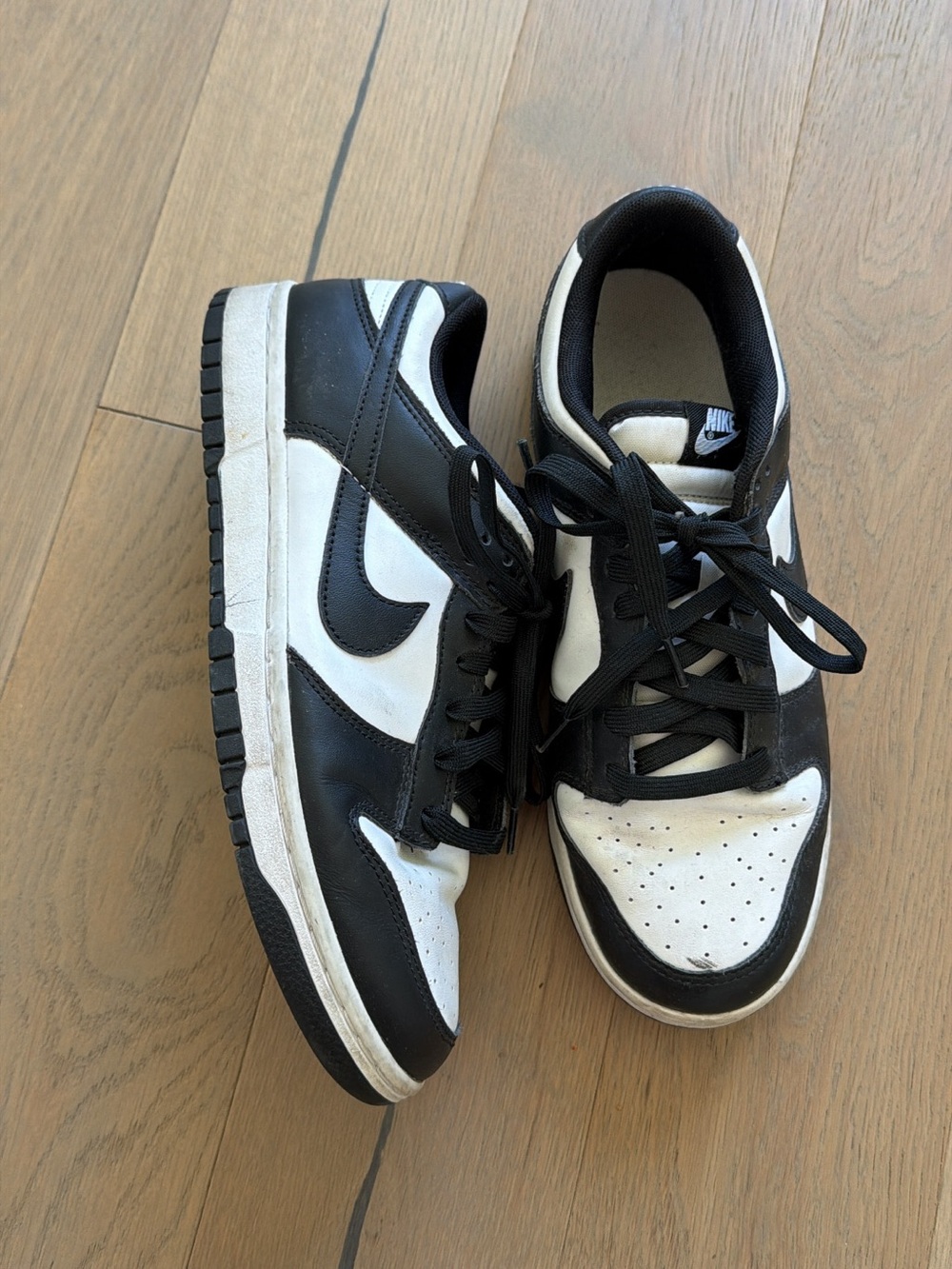 NIKE LOW DUNK PANDA